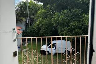 825 Alton Rd, Miami Beach, FL 33139 - Photo 9