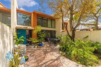 7825 SW 103rd Pl #7825, Miami, FL 33173 - Photo 3