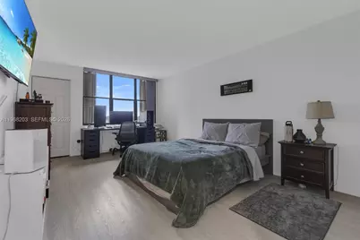 16300 Golf Club Rd #401, Weston, FL 33326 - Photo 15