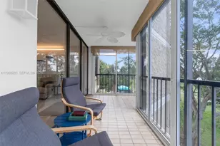 16300 Golf Club Rd, Weston, FL 33326 - Photo 9