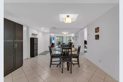 16300 Golf Club Rd #401, Weston, FL 33326 - Photo 5