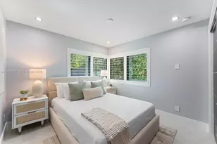 400 NW 24th St, Wilton Manors, FL 33311 - Photo 17