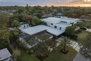 400 NW 24th St, Wilton Manors, FL 33311 - Photo 49