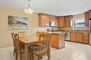 7464 SE Concord Pl, Hobe Sound, FL 33455 - Photo 3