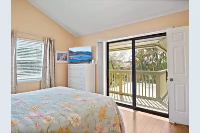 7464 SE Concord Pl, Hobe Sound, FL 33455 - Photo 11