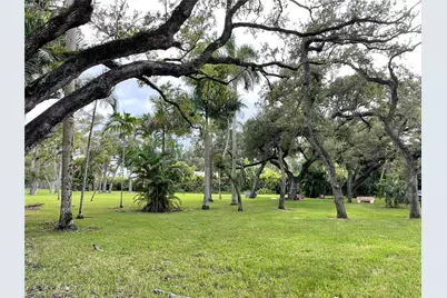 16950 W Dixie Hwy #A322, North Miami Beach, FL 33160 - Photo 25