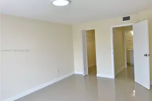 16950 W Dixie Hwy, North Miami Beach, FL 33160 - Photo 17