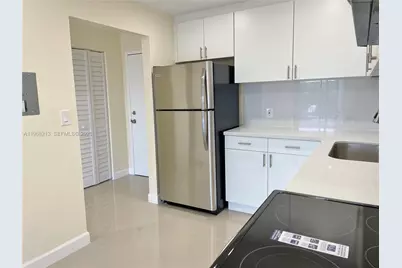 16950 W Dixie Hwy #A322, North Miami Beach, FL 33160 - Photo 3