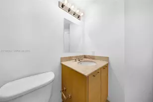 350 NE 24th St, Miami, FL 33137 - Photo 15