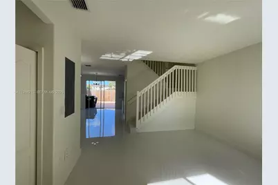 7317 NW 174th Ter #102, Hialeah, FL 33015 - Photo 3