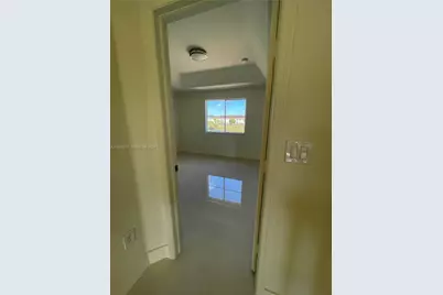 7317 NW 174th Ter #102, Hialeah, FL 33015 - Photo 19