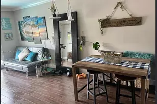 140 NW 14th Ave, Miami, FL 33125 - Photo 3