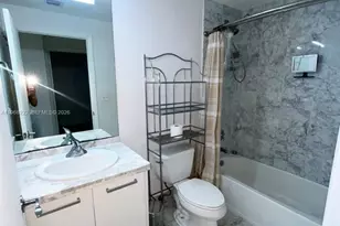 253 NE 2nd St, Miami, FL 33132 - Photo 21