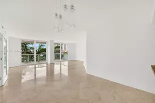 10 Venetian Way, Miami Beach, FL 33139 - Photo 3