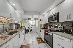 1200 SW 137th Ave, Pembroke Pines, FL 33027 - Photo 5