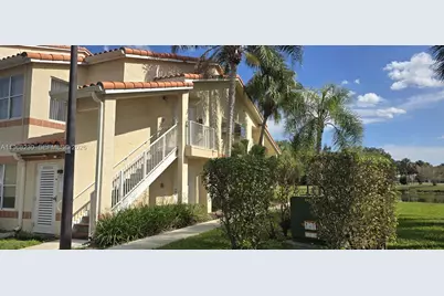 3300 N Pinewalk Dr N #1911, Margate, FL 33063 - Photo 1