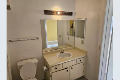 3300 N Pinewalk Dr N #1911, Margate, FL 33063 - Photo 7