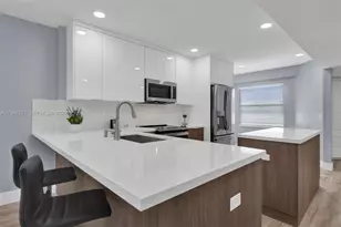 1351 SW 125th Ave, Pembroke Pines, FL 33027 - Photo 9