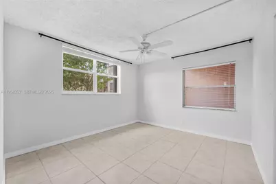 2861 Somerset Dr #104, Lauderdale Lakes, FL 33311 - Photo 11