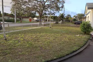 410 NW 34th Ave, Lauderhill, FL 33311 - Photo 17