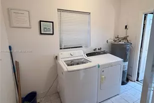 410 NW 34th Ave, Lauderhill, FL 33311 - Photo 15