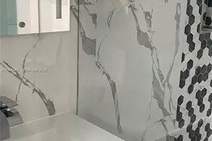 1100 W 35th St, Hialeah, FL 33012 - Photo 7