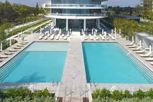 8701 Collins Ave, Miami Beach, FL 33154 - Photo 11