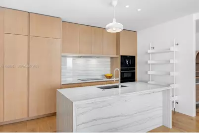 8701 Collins Ave #606, Miami Beach, FL 33154 - Photo 3
