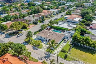 500 94th St, Surfside, FL 33154 - Photo 1