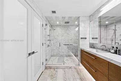 601 NE 36th St #3407, Miami, FL 33137 - Photo 31