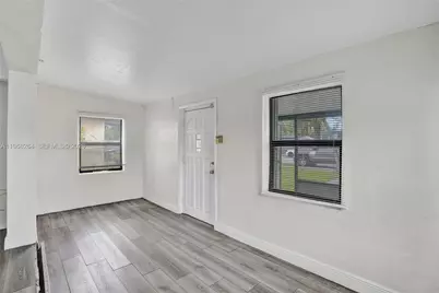 2111 York St, Opa Locka, FL 33054 - Photo 33