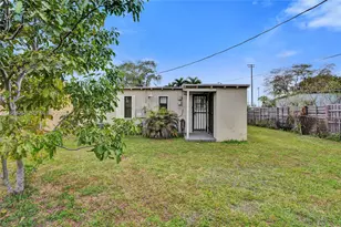 2111 York St, Opa-Locka, FL 33054 - Photo 7