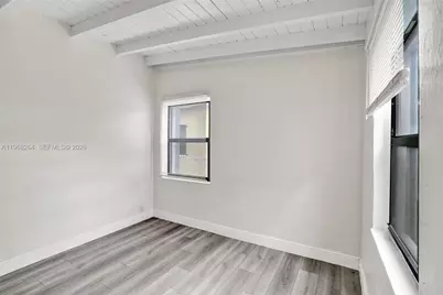 2111 York St, Opa Locka, FL 33054 - Photo 25