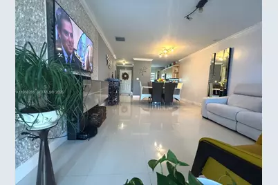 11163 NW 7th St #204-19, Miami, FL 33172 - Photo 27