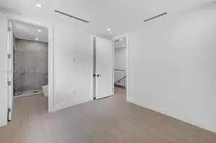 912 SE 13th St, Fort Lauderdale, FL 33316 - Photo 57