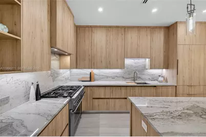 912 SE 13th St, Fort Lauderdale, FL 33316 - Photo 13