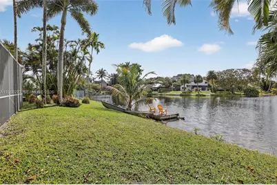 8740 SW 56th Pl, Cooper City, FL 33328 - Photo 23