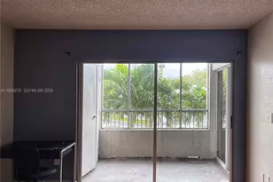 2881 N Oakland Forest Dr, Oakland Park, FL 33309 - Photo 11