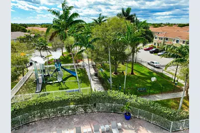 1040 SE 24th Ave, Homestead, FL 33035 - Photo 47