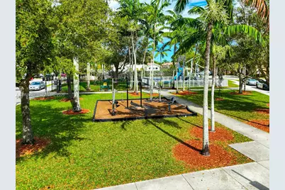 1040 SE 24th Ave, Homestead, FL 33035 - Photo 49