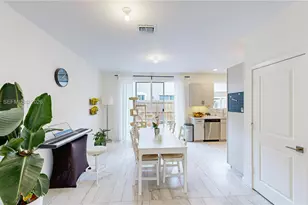 1040 SE 24th Ave, Homestead, FL 33035 - Photo 7