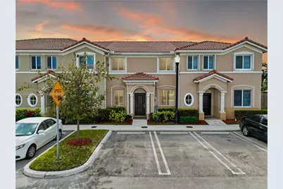 1040 SE 24th Ave, Homestead, FL 33035 - Photo 1