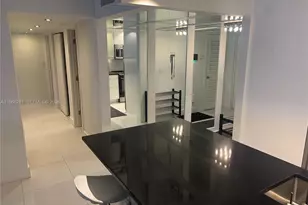 2326 S Cypress Bend Dr, Pompano Beach, FL 33069 - Photo 3