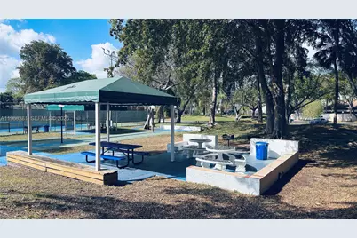 2326 S Cypress Bend Dr #221, Pompano Beach, FL 33069 - Photo 37