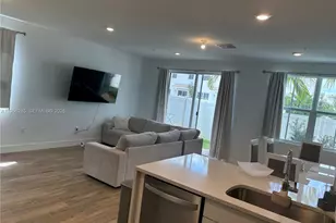 146 SW 170th Ave, Pembroke Pines, FL 33027 - Photo 11