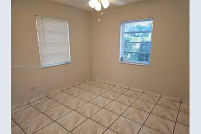 1000 NE 13th Ave, Homestead, FL 33033 - Photo 9