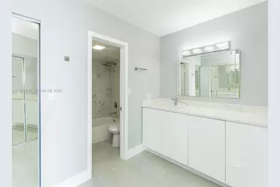 20505 E Country Club Dr #634, Aventura, FL 33180 - Photo 25