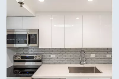 20505 E Country Club Dr #634, Aventura, FL 33180 - Photo 21