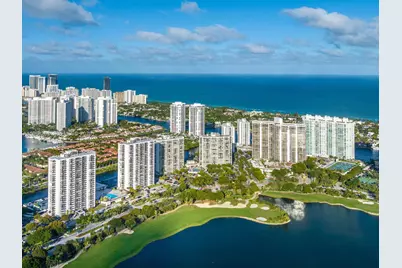 20505 E Country Club Dr #634, Aventura, FL 33180 - Photo 43