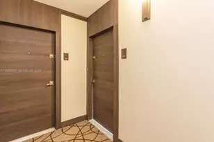 20505 E Country Club Dr, Aventura, FL 33180 - Photo 7